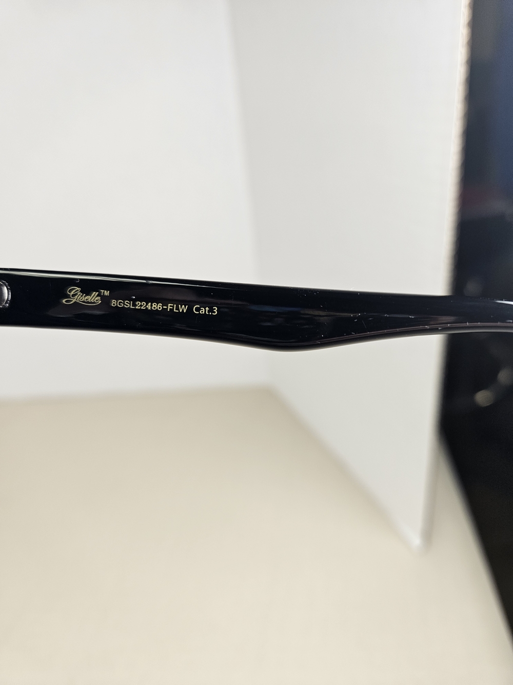 Giselle Women's Black Cat Eye Sunglasses - Sleek UV Protection 8GSL22488-FLW - Picture 8 of 12